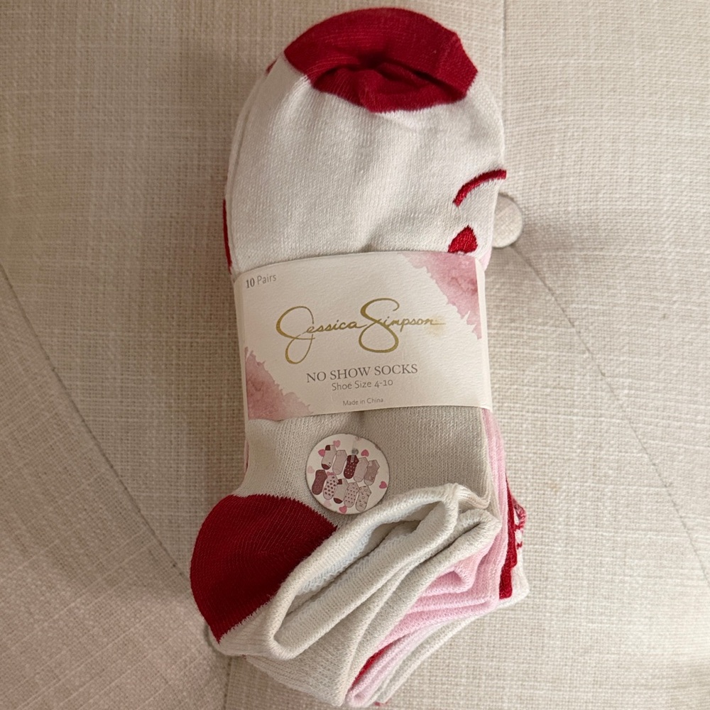Jessica Simpson Red and White No Show Socks